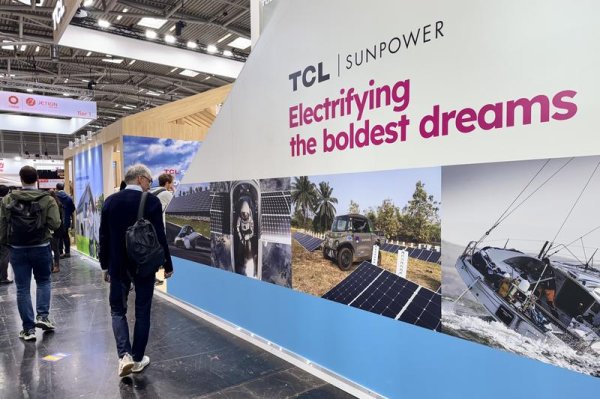 黄金配资开户官网 美国太阳能巨头申请破产保护背后：政策不确定性与高杠杆模式的双重打击